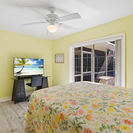 Pet Friendly Pool Home In River Reach Of Naples Fl Exterior photo