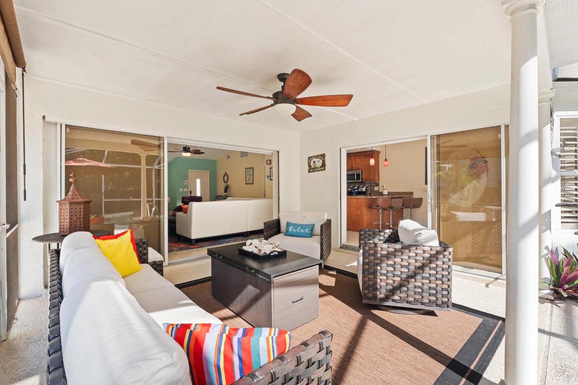 Pet Friendly Pool Home In River Reach Of Naples Fl Exterior photo